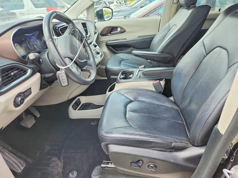 2018 CHRYSLER PACIFICA TOURING L PLUS  
