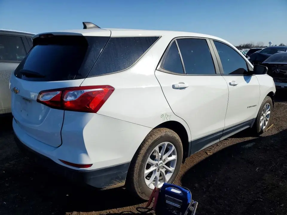 2021 CHEVROLET EQUINOX LS  