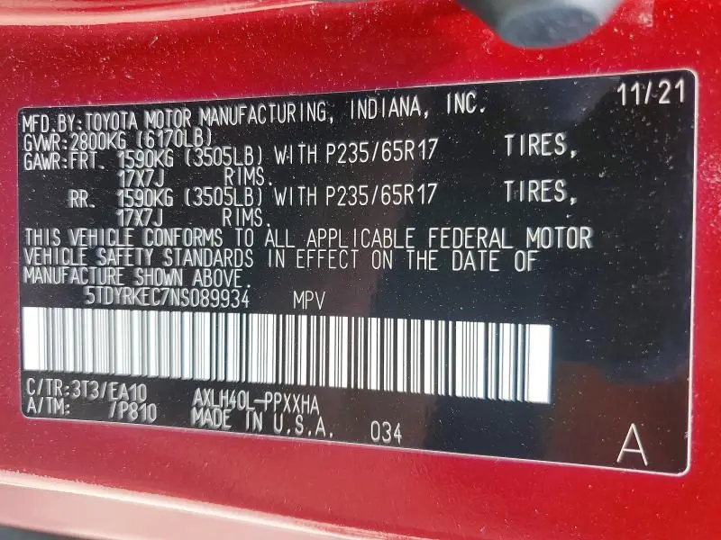 2022 TOYOTA SIENNA XLE 8-PASSENGER  