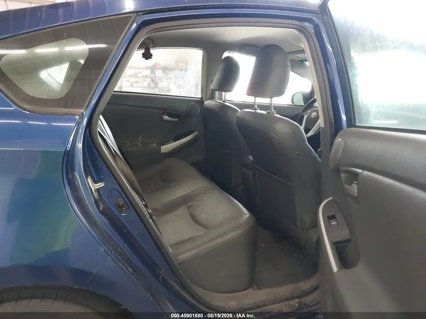 2010 TOYOTA PRIUS V