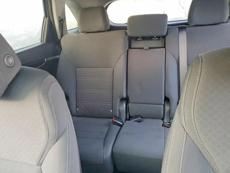 2017 KIA SORENTO LX V6  