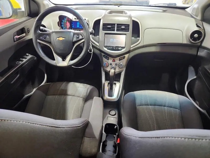 2015 CHEVROLET SONIC LT  