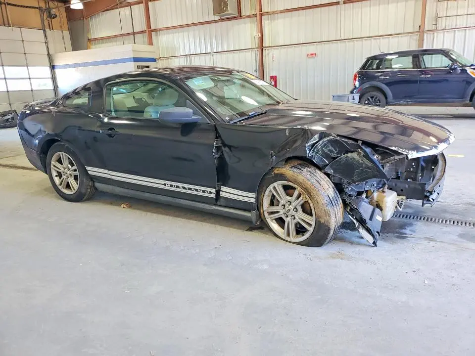 2010 FORD MUSTANG   