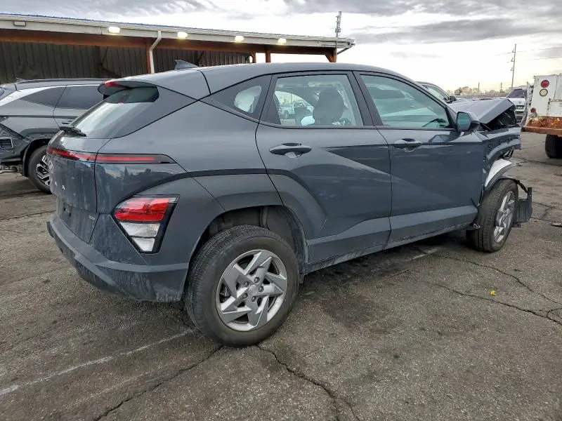 2024 HYUNDAI KONA SE  