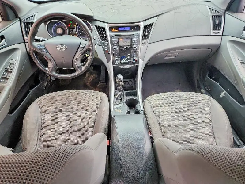 2011 HYUNDAI SONATA GLS  