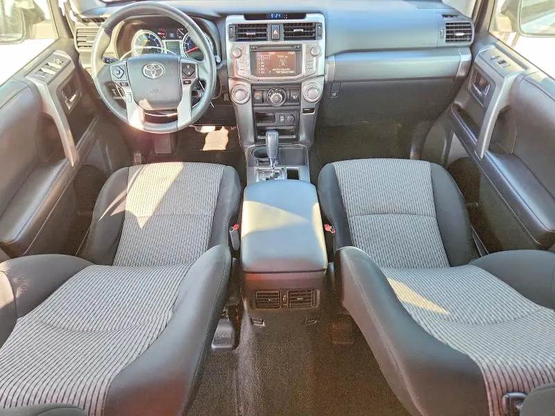 2019 TOYOTA 4RUNNER SR5  