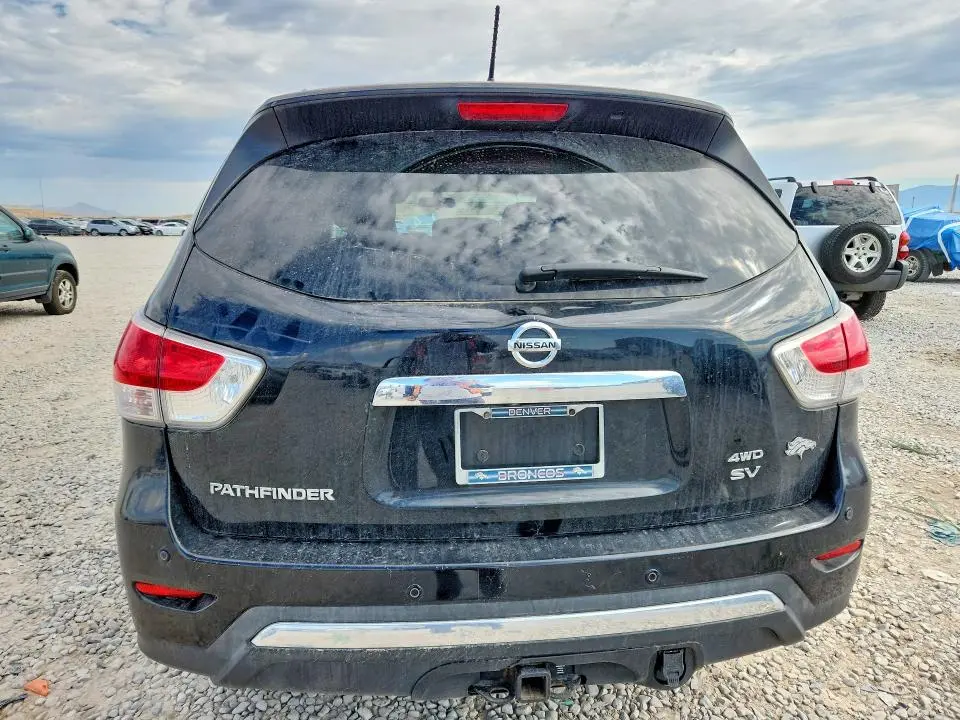 2013 NISSAN PATHFINDER S  