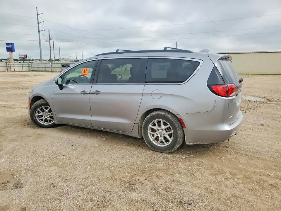2020 CHRYSLER VOYAGER LXI  