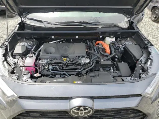 2025 TOYOTA RAV4 XSE  