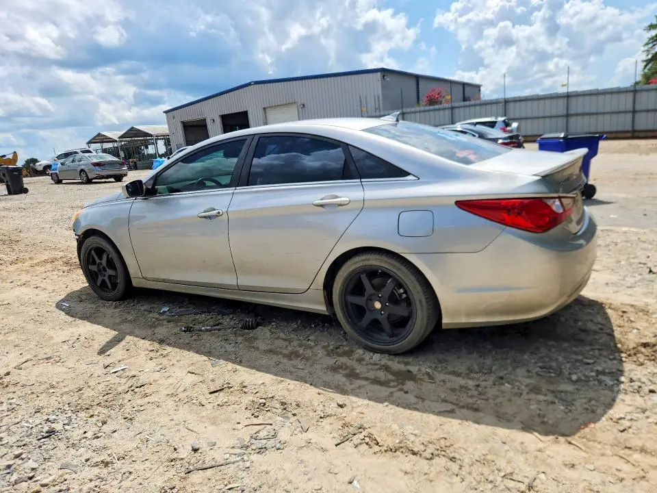 2012 HYUNDAI SONATA GLS  