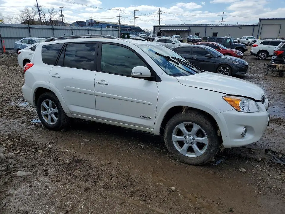 2011 TOYOTA RAV4 LIMITED  