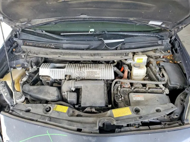 2014 TOYOTA PRIUS FIVE  