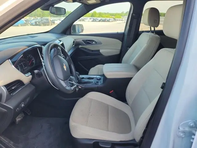 2022 CHEVROLET TRAVERSE LS  