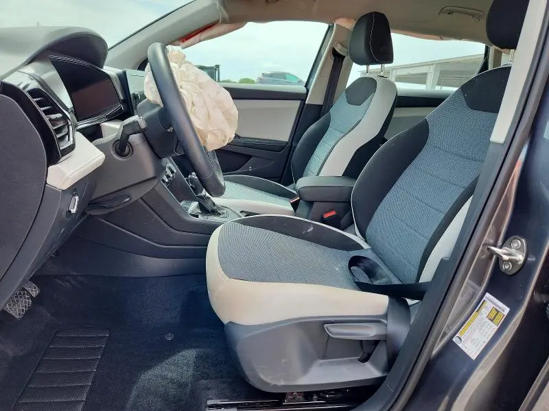 2025 VOLKSWAGEN TAOS S  