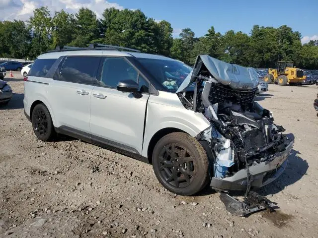 2025 KIA CARNIVAL SX  