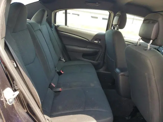 2011 CHRYSLER 200 LX  