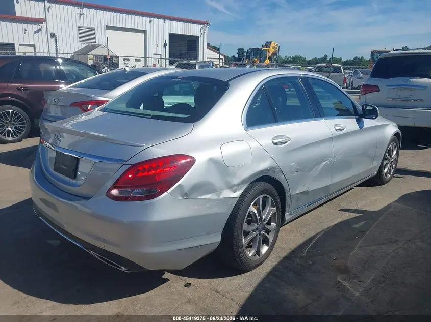 2015 MERCEDES-BENZ C 300  
