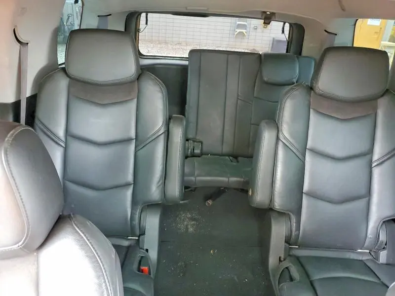 2017 CADILLAC ESCALADE LUXURY  