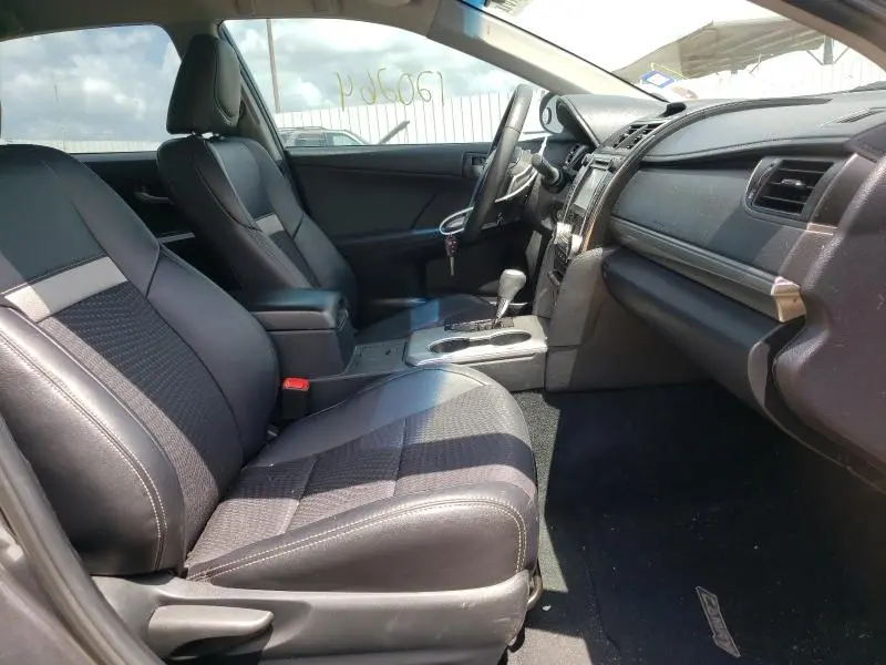 2013 TOYOTA CAMRY L