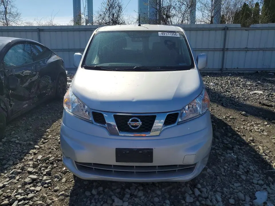 2017 NISSAN NV200 SV  