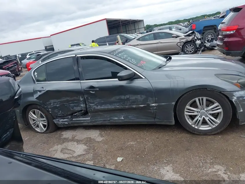 2012 INFINITI G25 JOURNEY