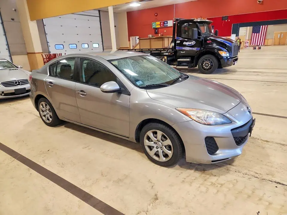 2012 MAZDA 3 I  
