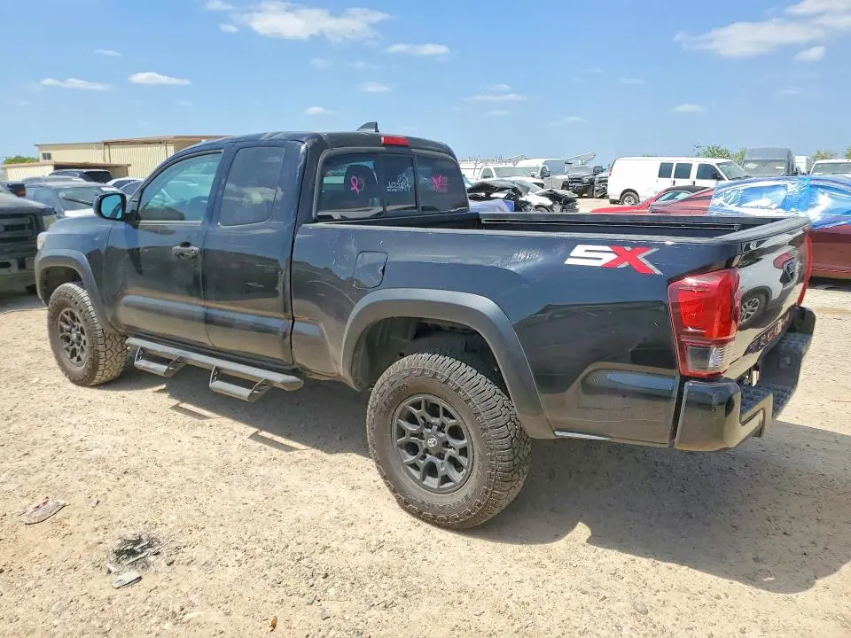 2020 TOYOTA TACOMA SR  