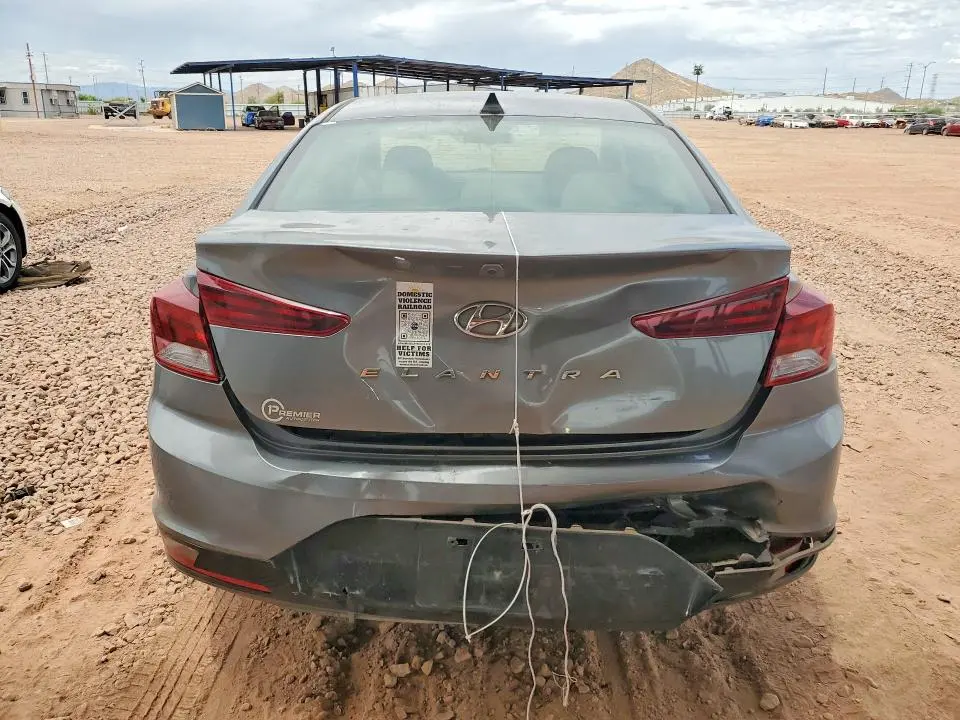 2019 HYUNDAI ELANTRA SEL  