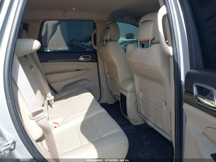 2018 JEEP GRAND CHEROKEE LAREDO E 4X4
