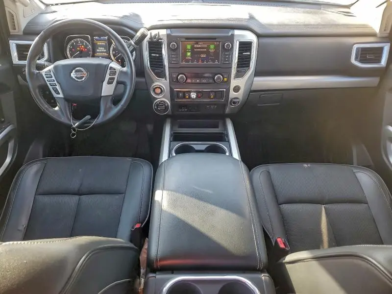 2019 NISSAN TITAN PRO-4X  
