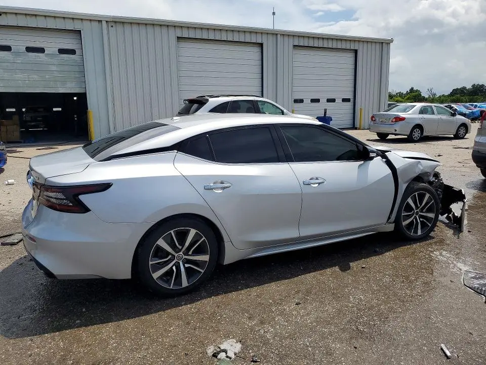 2020 NISSAN MAXIMA SV  