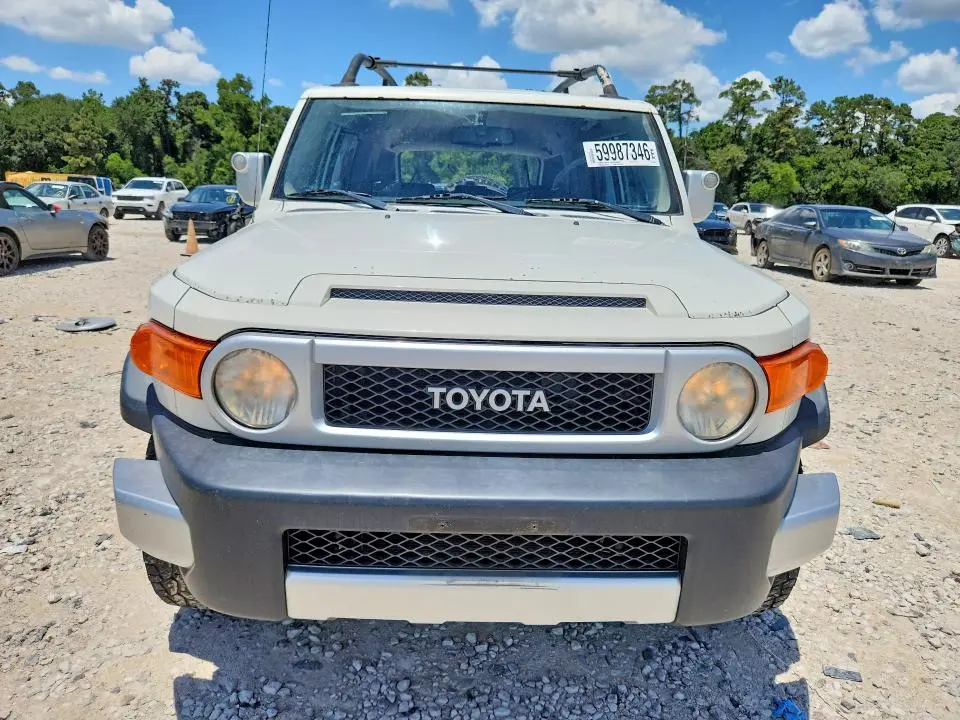 2010 TOYOTA FJ CRUISER BASE  