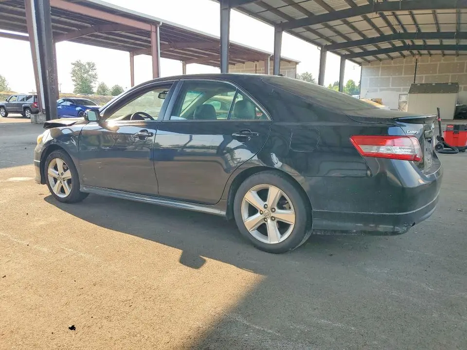 2011 TOYOTA CAMRY SE V6  