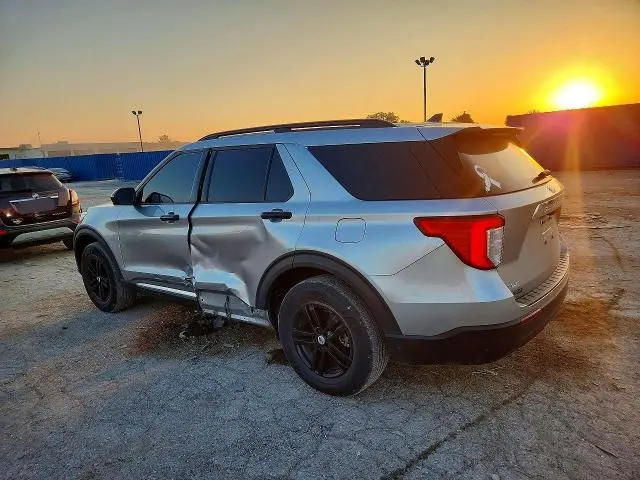 2021 FORD EXPLORER XLT  
