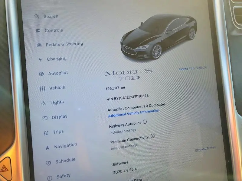 2015 TESLA MODEL S   