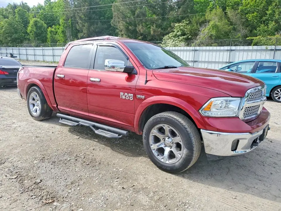 2015 RAM 1500 LARAMIE  