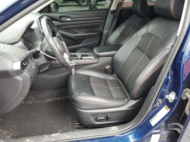 2022 NISSAN ALTIMA SR  