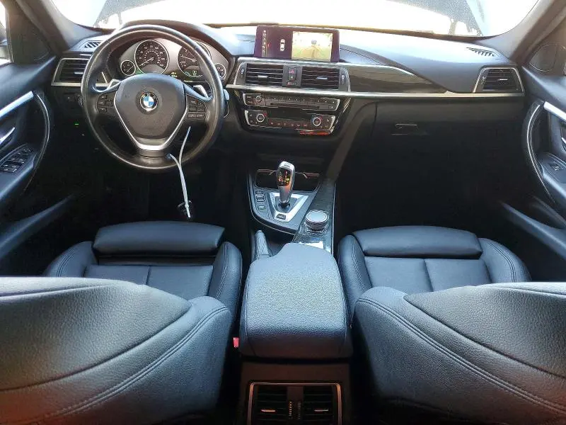 2018 BMW 330E   