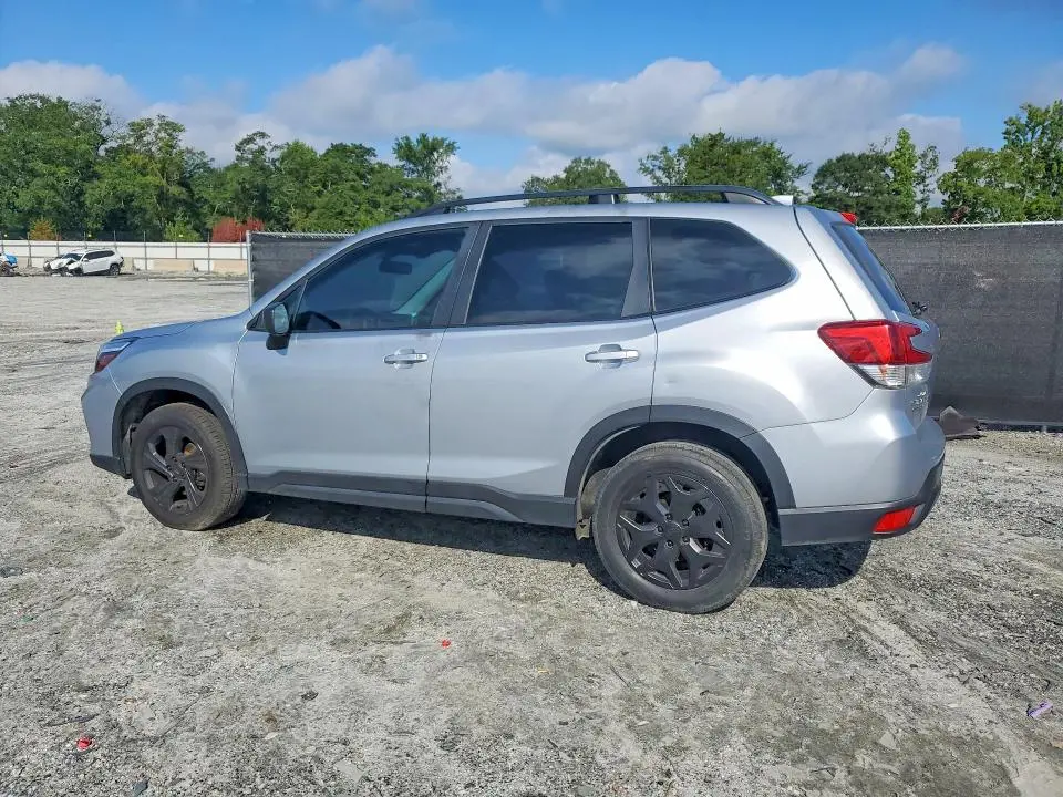 2021 SUBARU FORESTER   