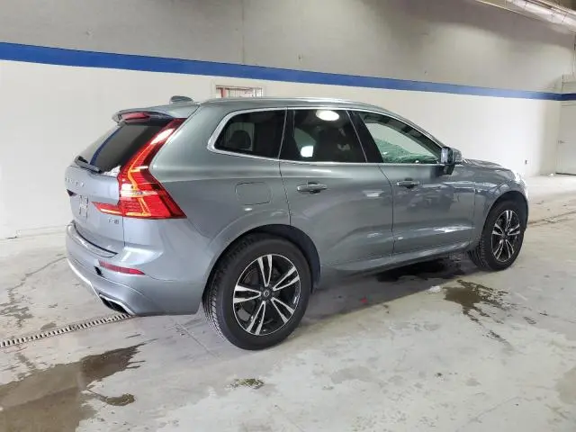 2018 VOLVO XC60 T5 MOMENTUM  