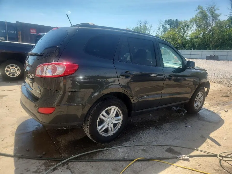 2010 HYUNDAI SANTA FE GLS  