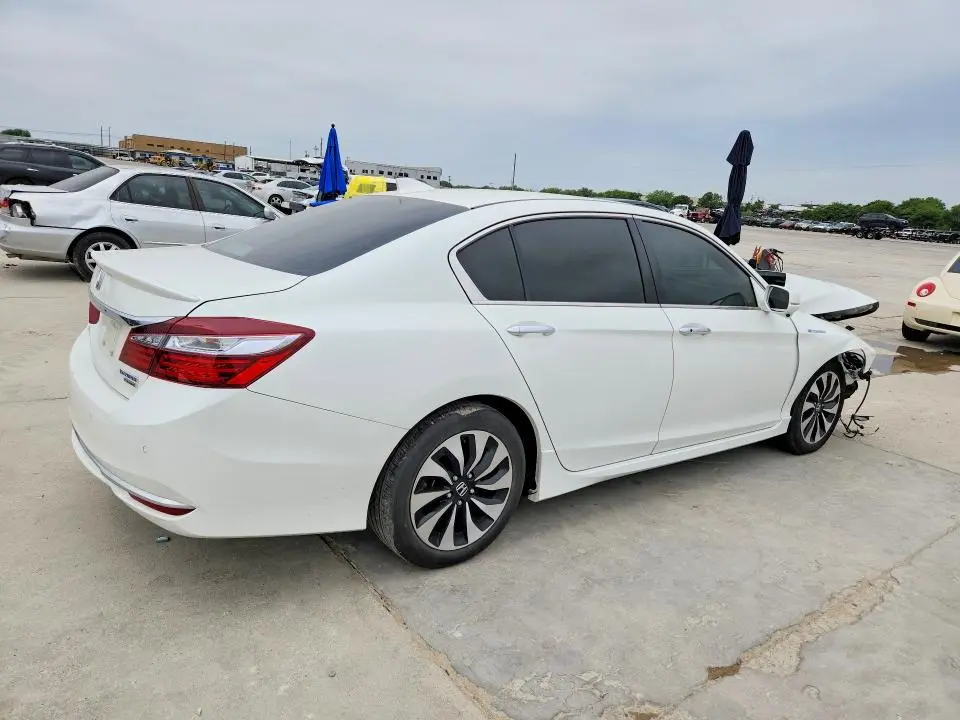 2017 HONDA ACCORD TOURING HYBRID  