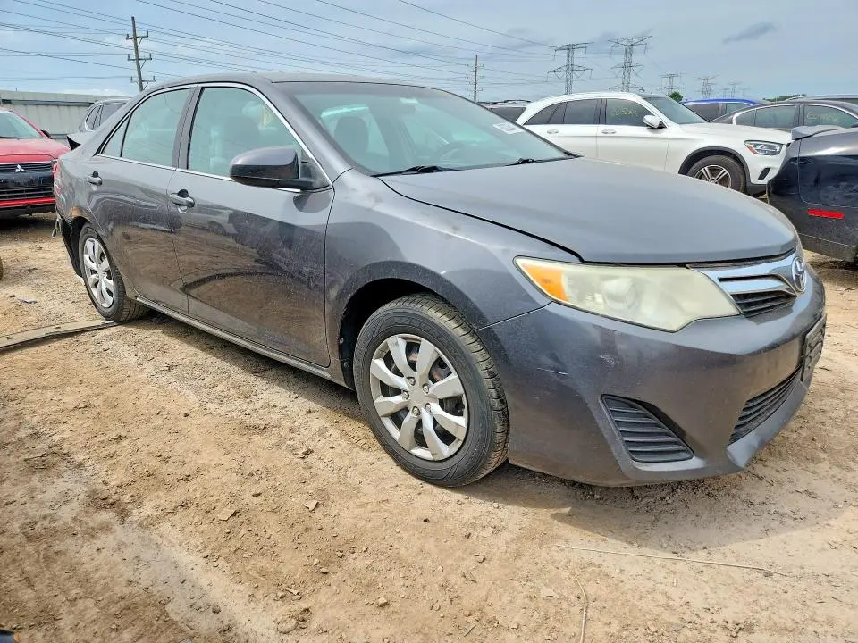 2012 TOYOTA CAMRY LE  