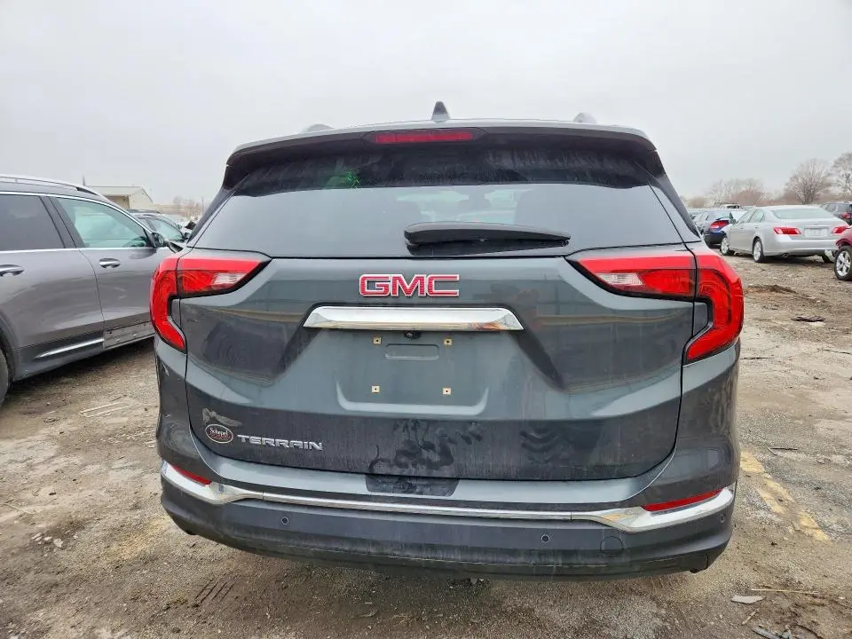 2021 GMC TERRAIN SLT  