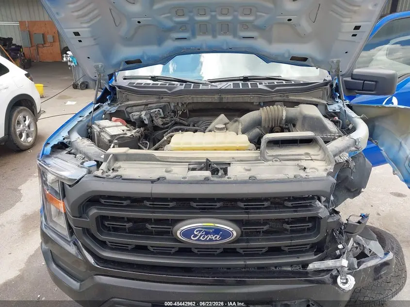 2023 FORD F-150 XL