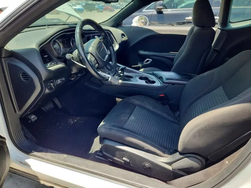 2017 DODGE CHALLENGER SXT  