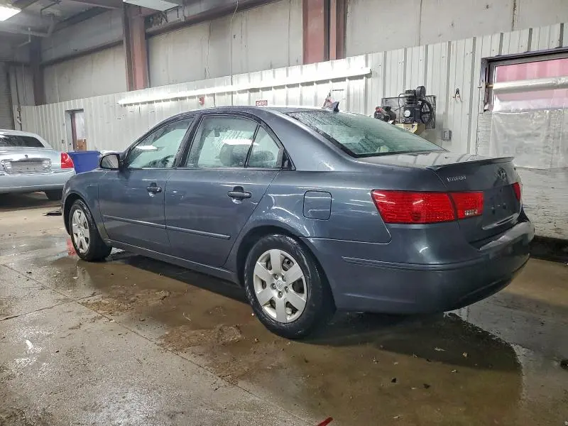 2010 HYUNDAI SONATA GLS  