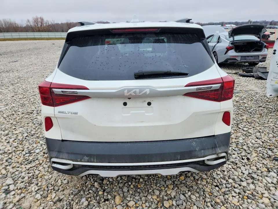 2023 KIA SELTOS S  