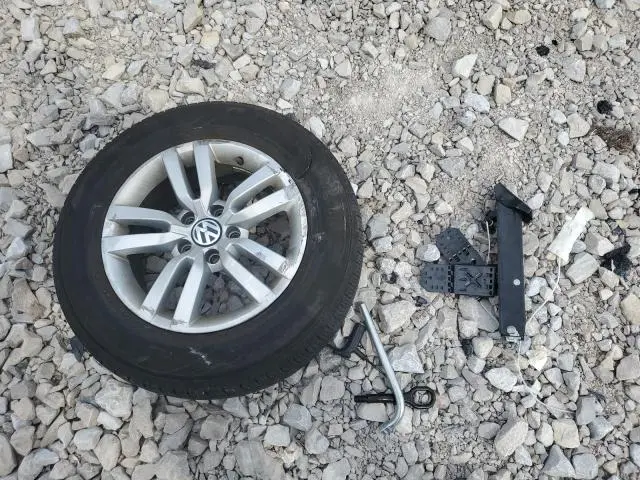 2017 VOLKSWAGEN TIGUAN S