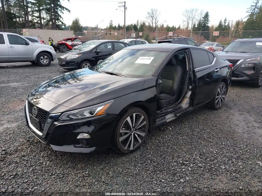 2022 NISSAN ALTIMA PLATINUM INTELLIGENT AWD